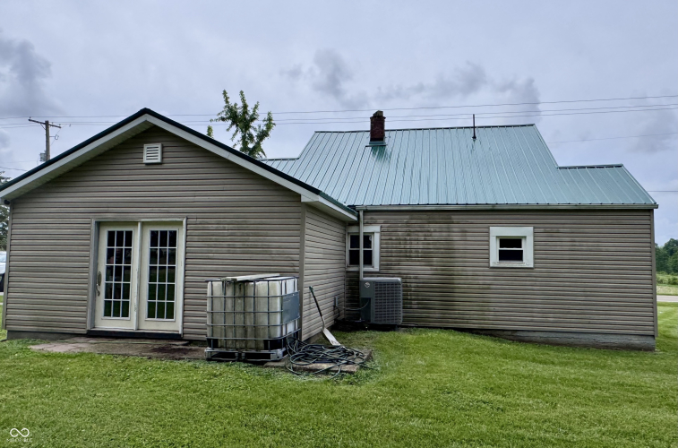 Listing Image 15