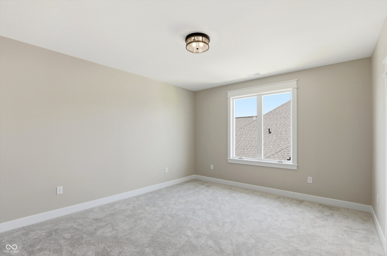 Listing Image 75
