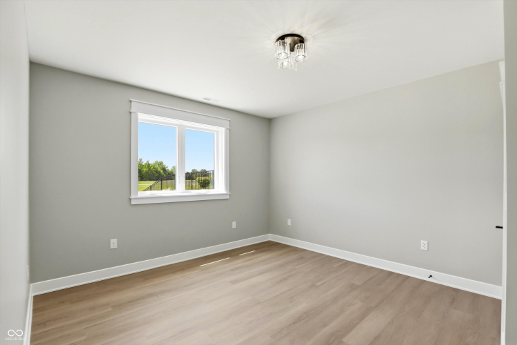 Listing Image 88