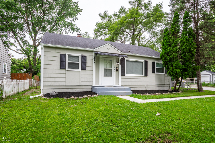Listing Image 24