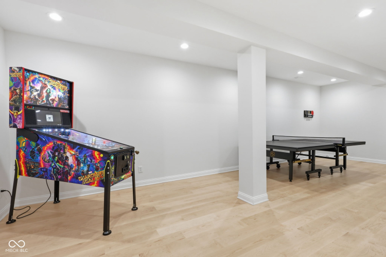 Listing Image 55