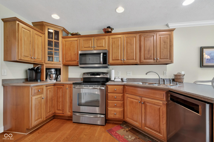 Listing Image 20