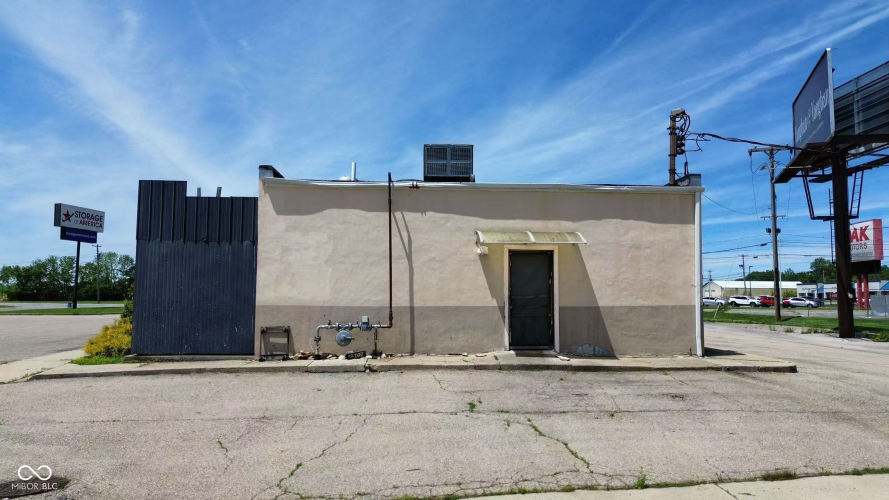 Listing Image 12