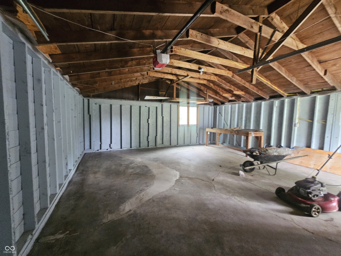 Listing Image 24