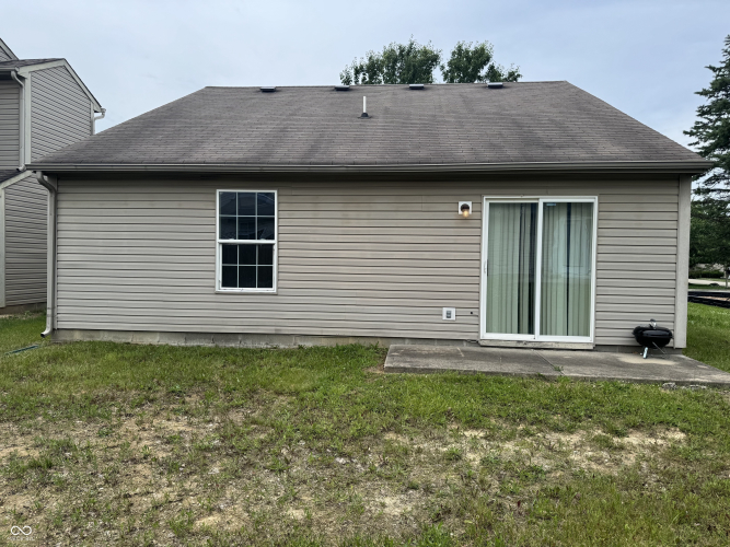 Listing Image 8