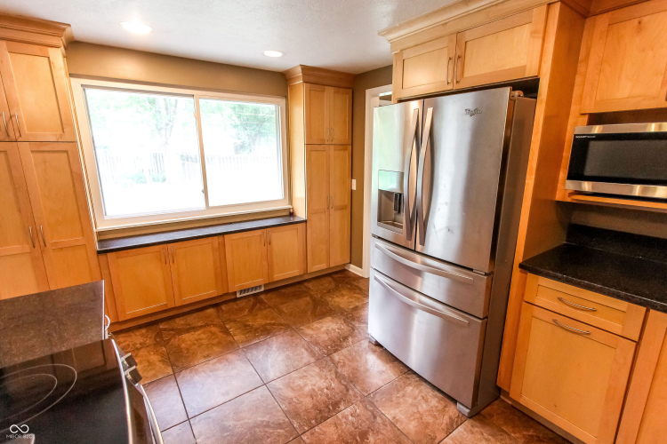 Listing Image 21