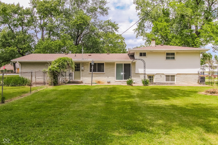 Listing Image 52