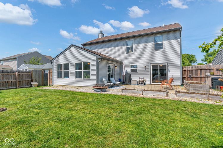 Listing Image 44