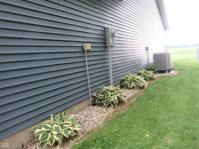 Listing Image 42