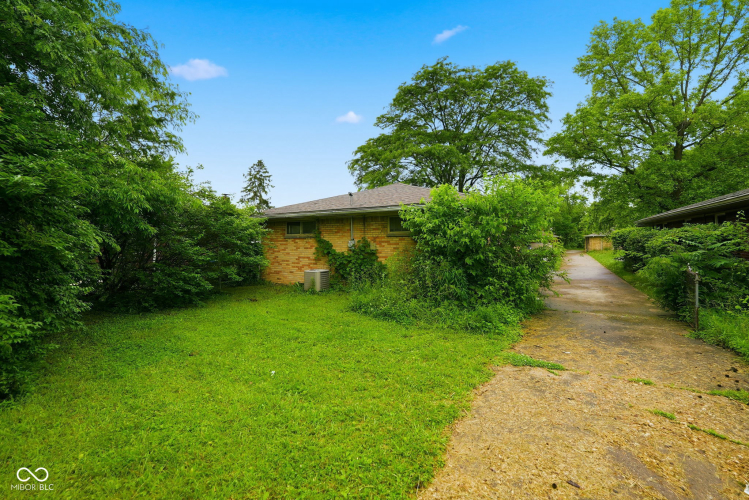 Listing Image 33