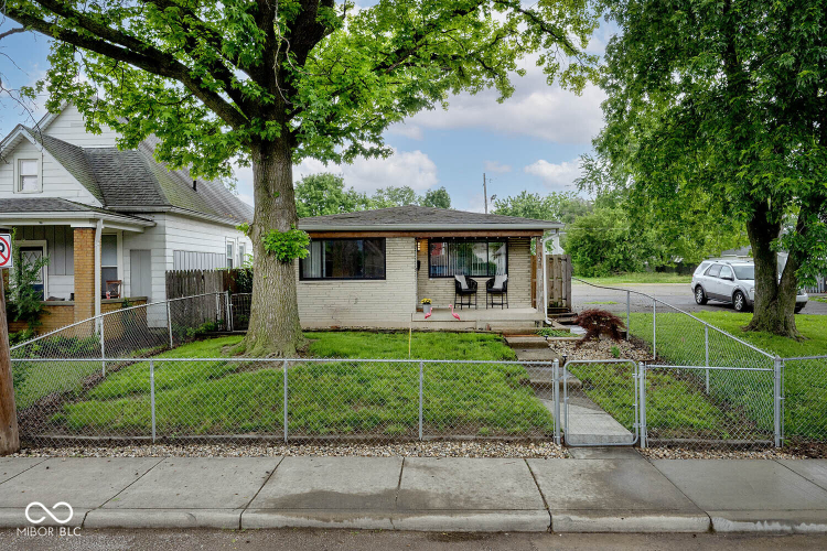 Listing Image 2