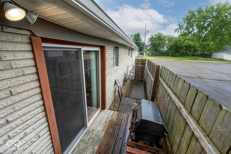 Listing Image 26