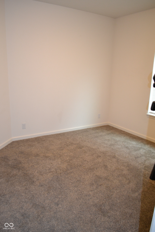 Listing Image 24