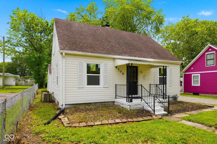 Listing Image 2