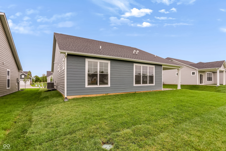 Listing Image 43