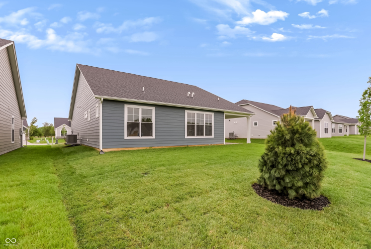 Listing Image 44