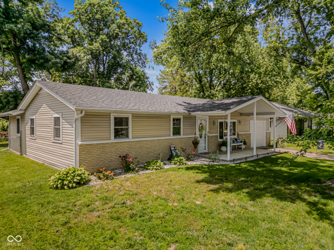 Listing Image 3