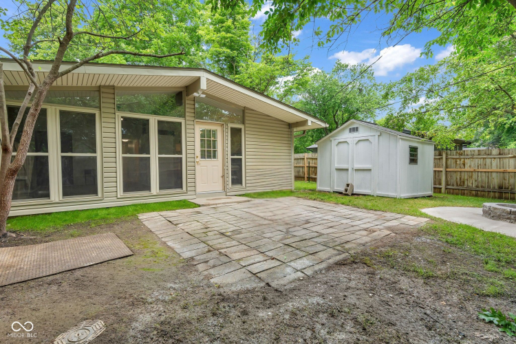 Listing Image 32
