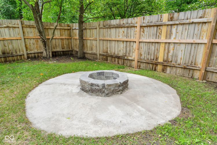 Listing Image 36