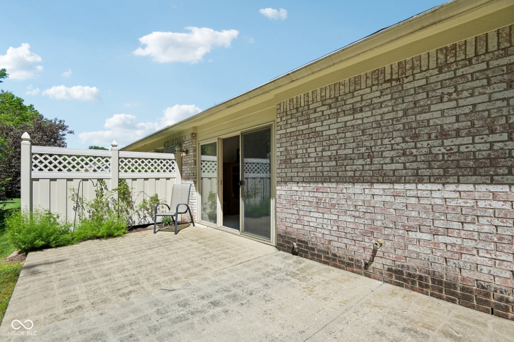 Listing Image 42