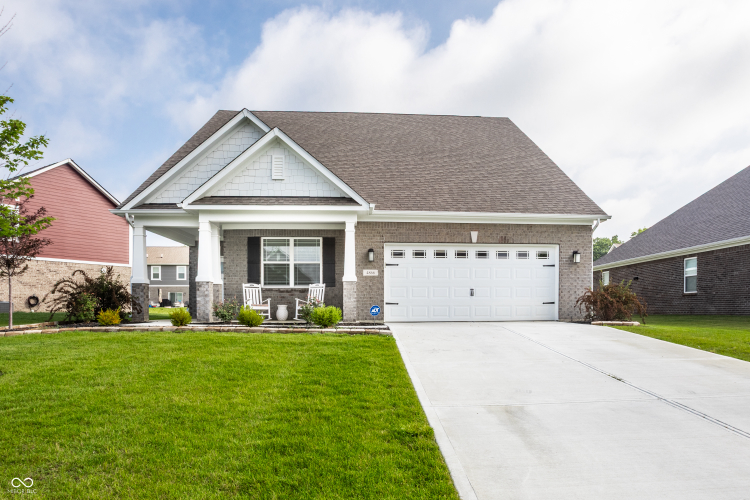 4866 W Jamestown Trace New Palestine, IN 46163