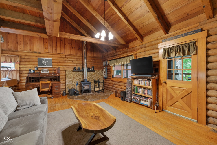 Listing Image 20