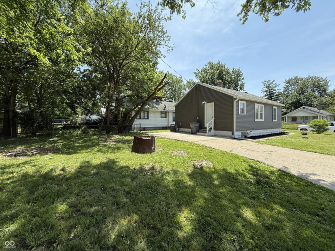 Listing Image 16