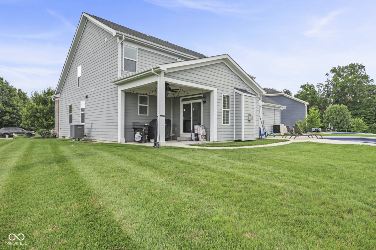 Listing Image 42
