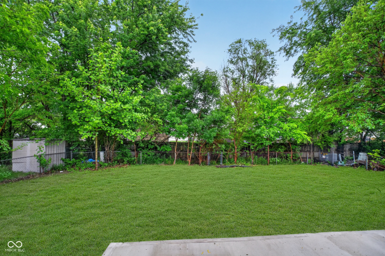 Listing Image 23
