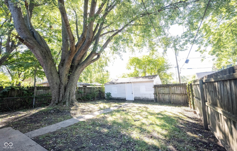 Listing Image 2
