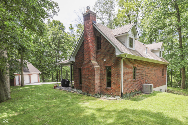 Listing Image 42