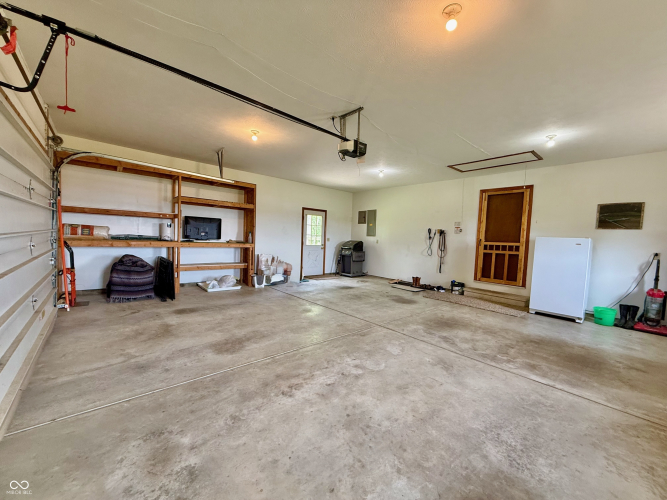 Listing Image 41