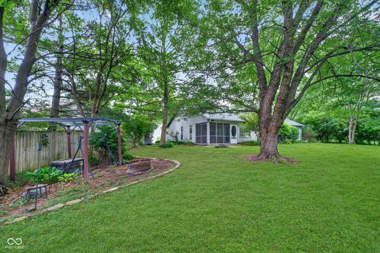 Listing Image 37