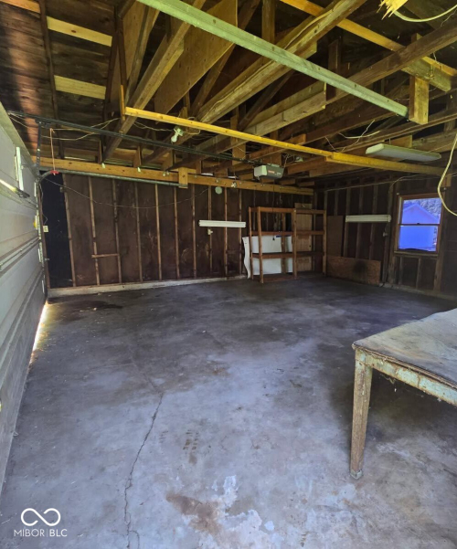 Listing Image 24