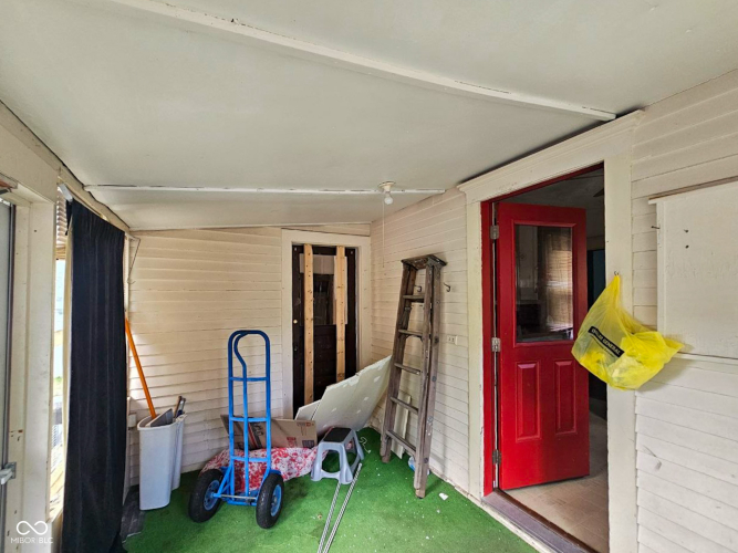 Listing Image 32