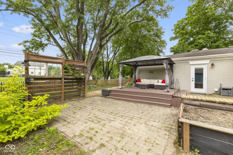 Listing Image 26