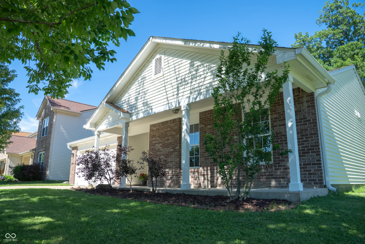 Listing Image 18