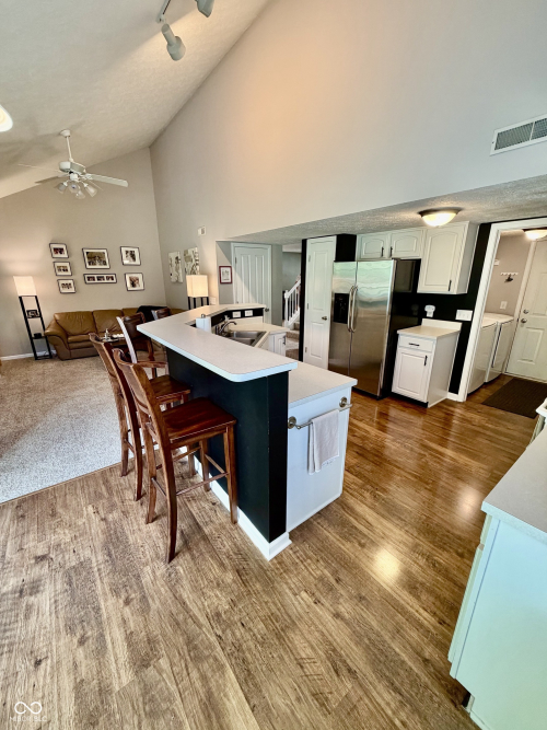 Listing Image 22