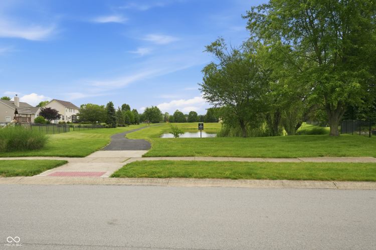 Listing Image 45