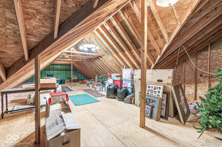 Listing Image 75