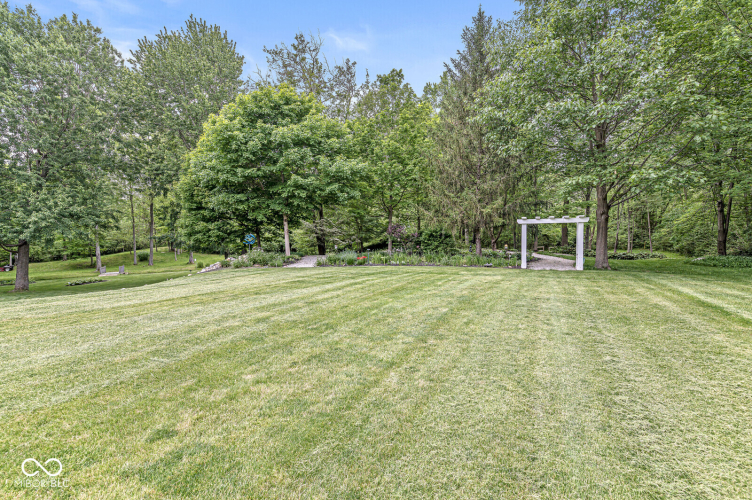 Listing Image 93