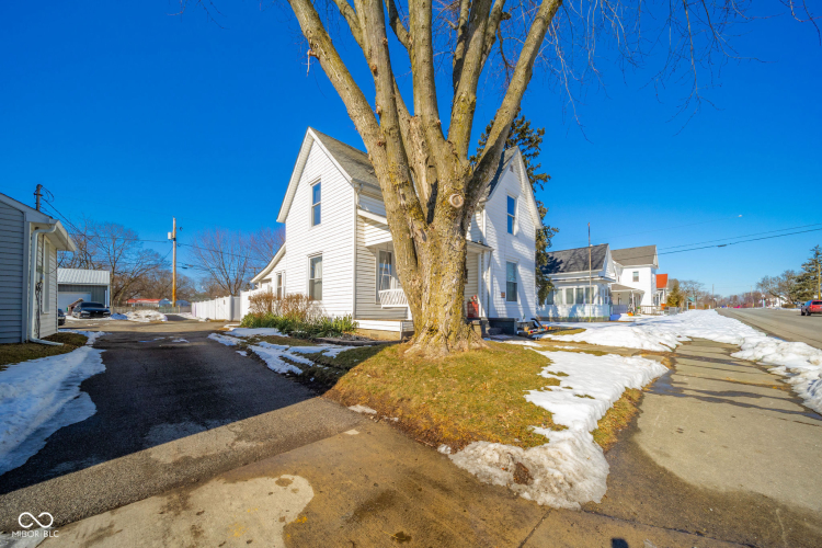 Listing Image 24