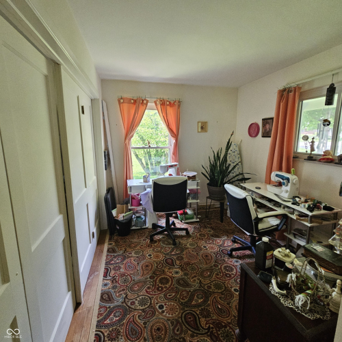 Listing Image 17