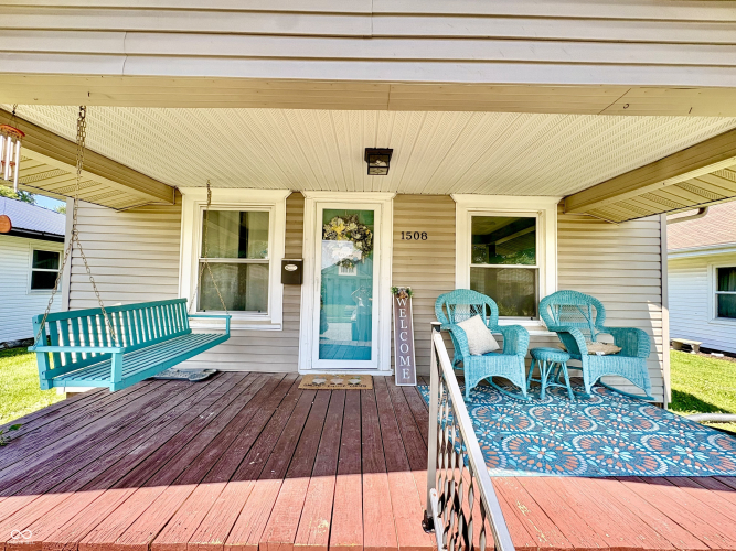 Listing Image 5