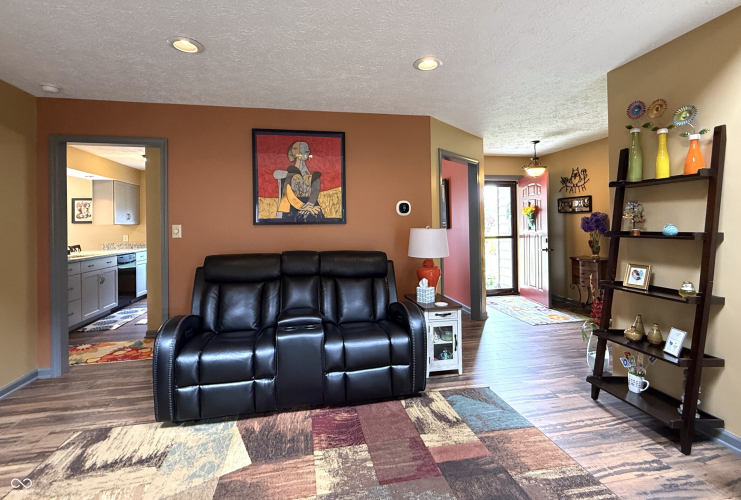 Listing Image 31