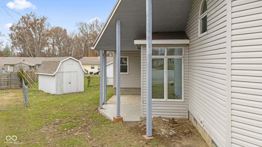 Listing Image 6