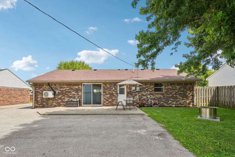 Listing Image 28