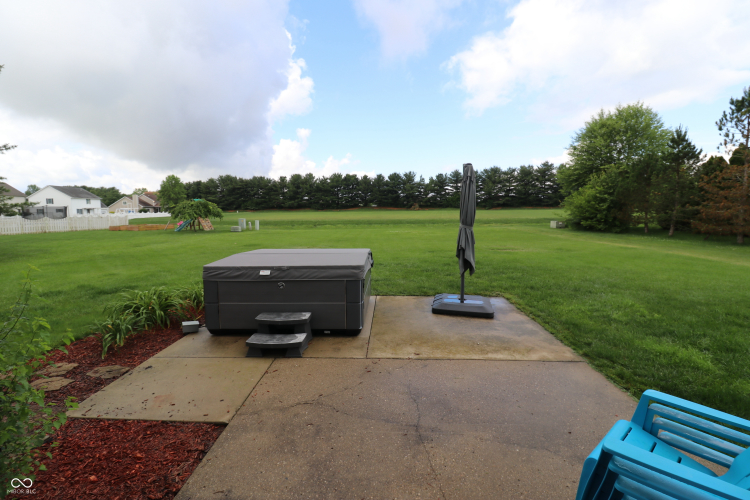 Listing Image 17