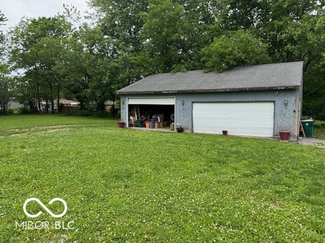 Listing Image 4