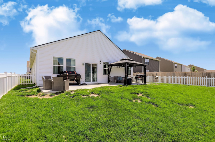 Listing Image 27
